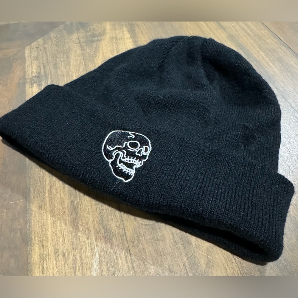 Spencer’s  Gifts Skull Unisex Men's Women's Beanie Skull Ski Cap Hat
